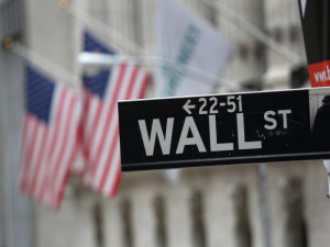 Five Years After Start Of Financial Crisis, Wall Street Continues To Hum